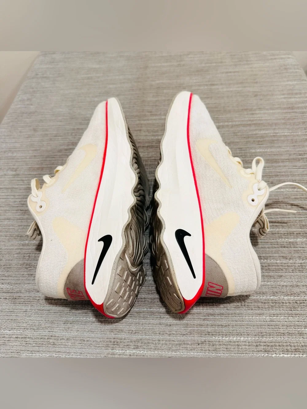 Nike Motiva Women's Walking Shoes Pale Ivory Sail DV1238-104 Size US 10 / EUR 42